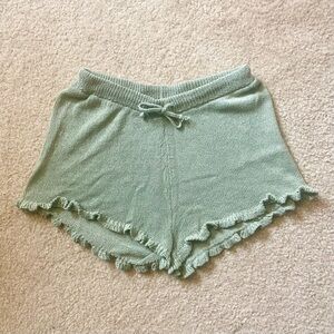 Boutique Mint Green Knit Ruffle Hem Shorts | Women | Medium